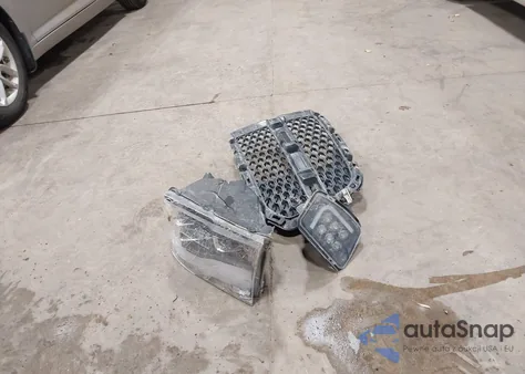 2014 Ram 1500 Express z USA, uszkodzony, nr VIN 1C6RR7FT3ES125648